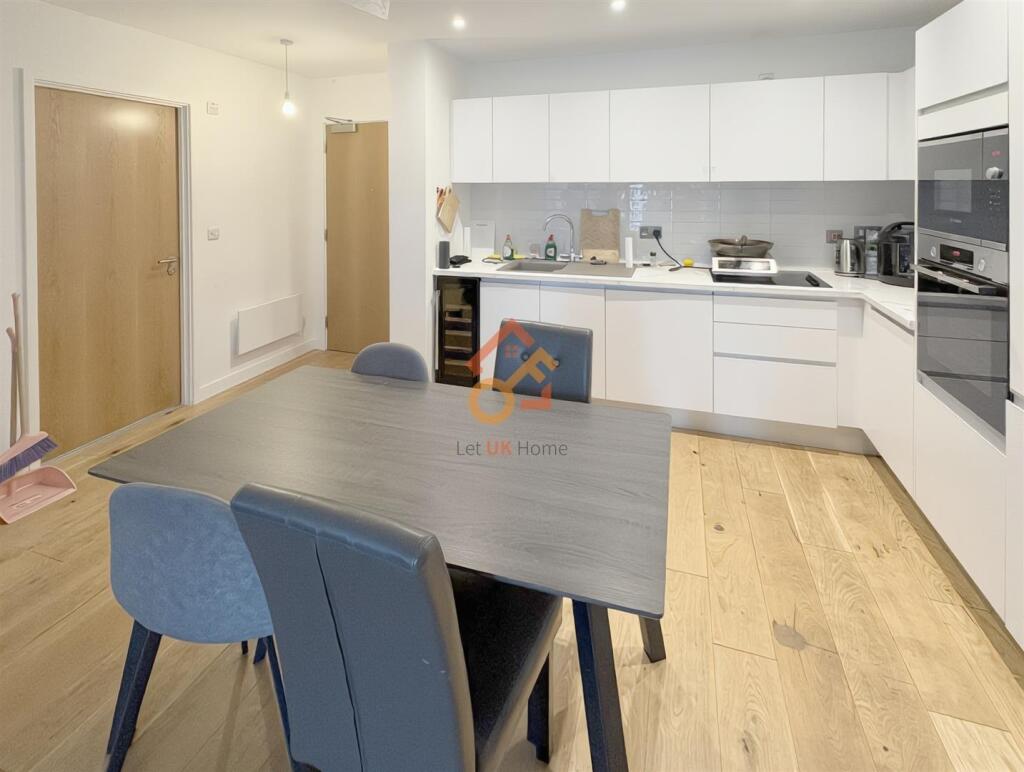 Apartment in Birmingham - View 5