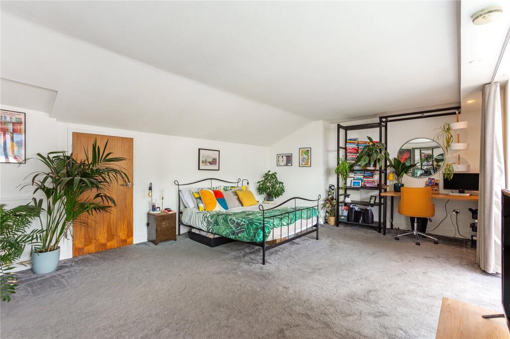 Main image of property: Vicus, 73 Liverpool Road, Manchester, Greater Manchester, M3