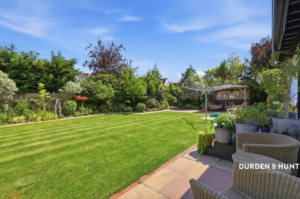 House in Southend-on-Sea - View 4