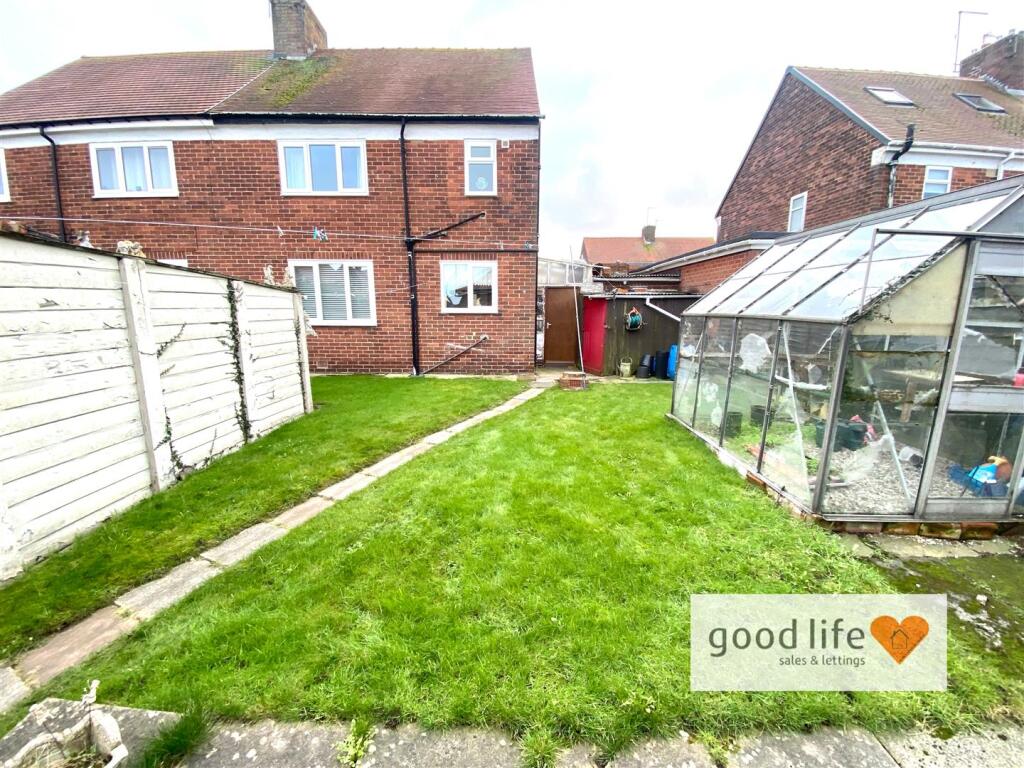 Norman Avenue, Silksworth, Sunderland photo 3