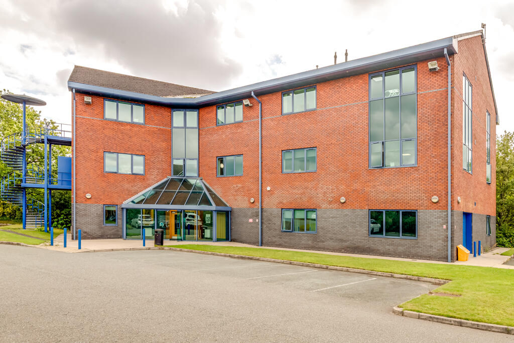 Main image of property: 1 PAVILION SQUARE, WESTHOUGHTON, BOLTON, GREATER MANCHESTER, BL5 3AJ