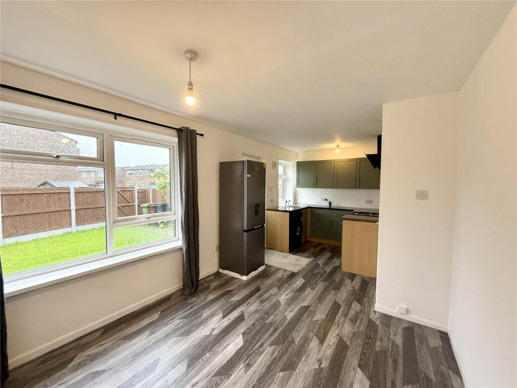 House in Preston - View 3
