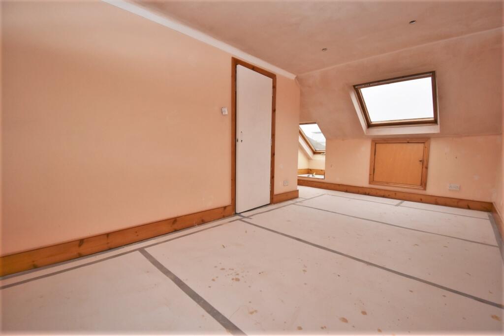 House in London - View 5