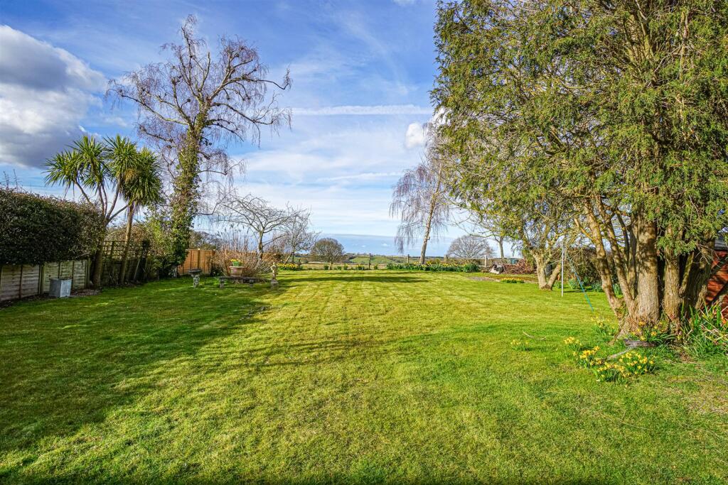 Main Road, Icklesham, Winchelsea photo 2