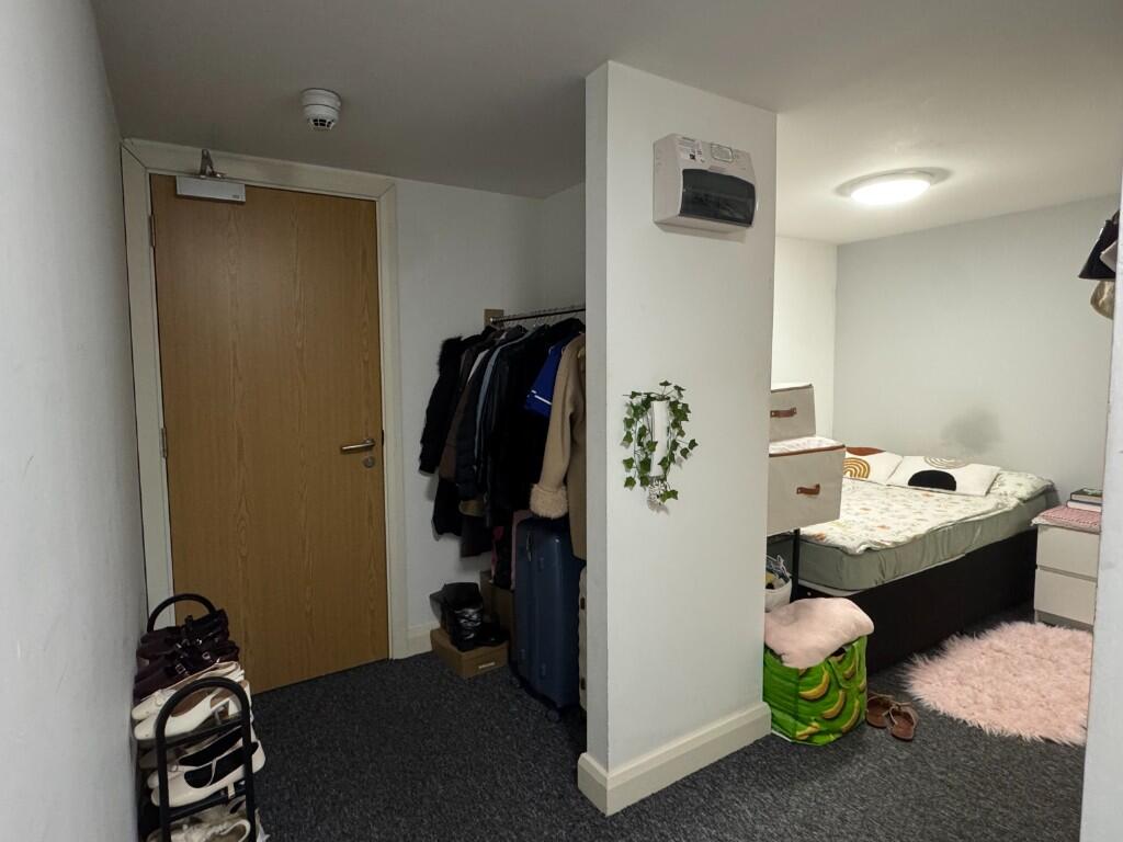 Studio flat for rent