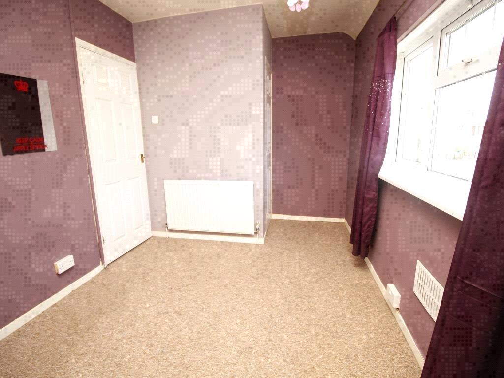 House in Twickenham - More