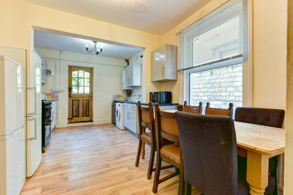 House in Brighton - View 3