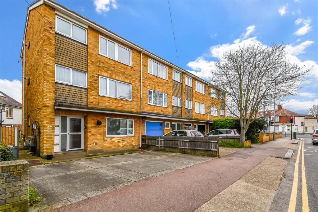 Main image of property: Hadleigh Road, Leigh-On-Sea