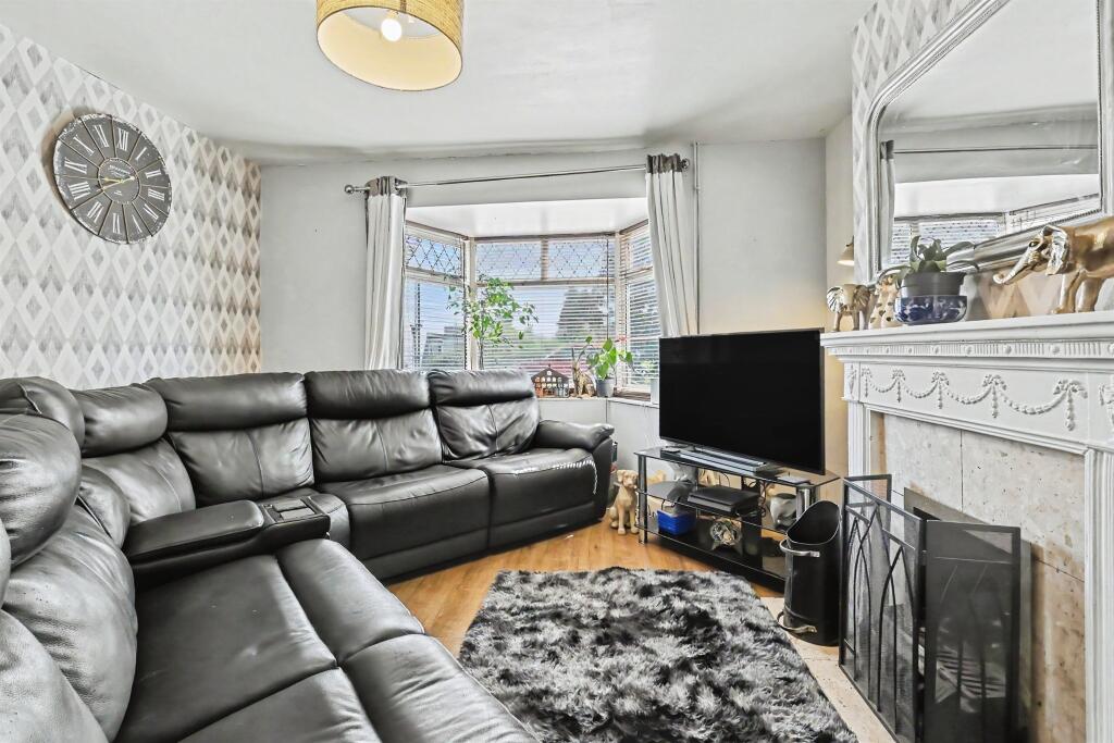 Holdenby Road, Northampton - View 3