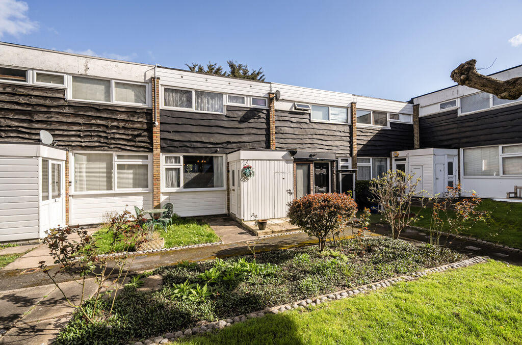 Main image of property: Craybury End, New Eltham