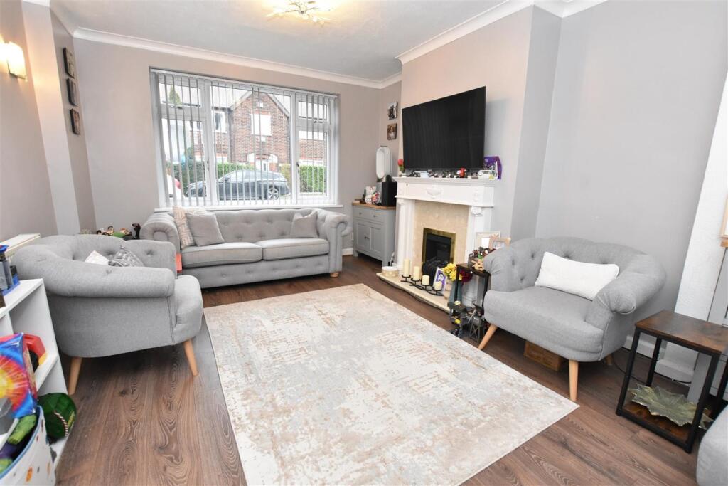 House in Ashfield, Sutton in Ashfield, Dalestorth - View 3