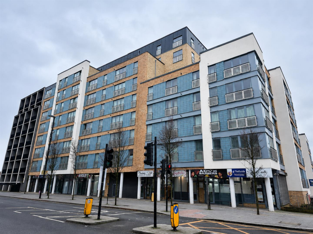 Main image of property: London Road, Croydon