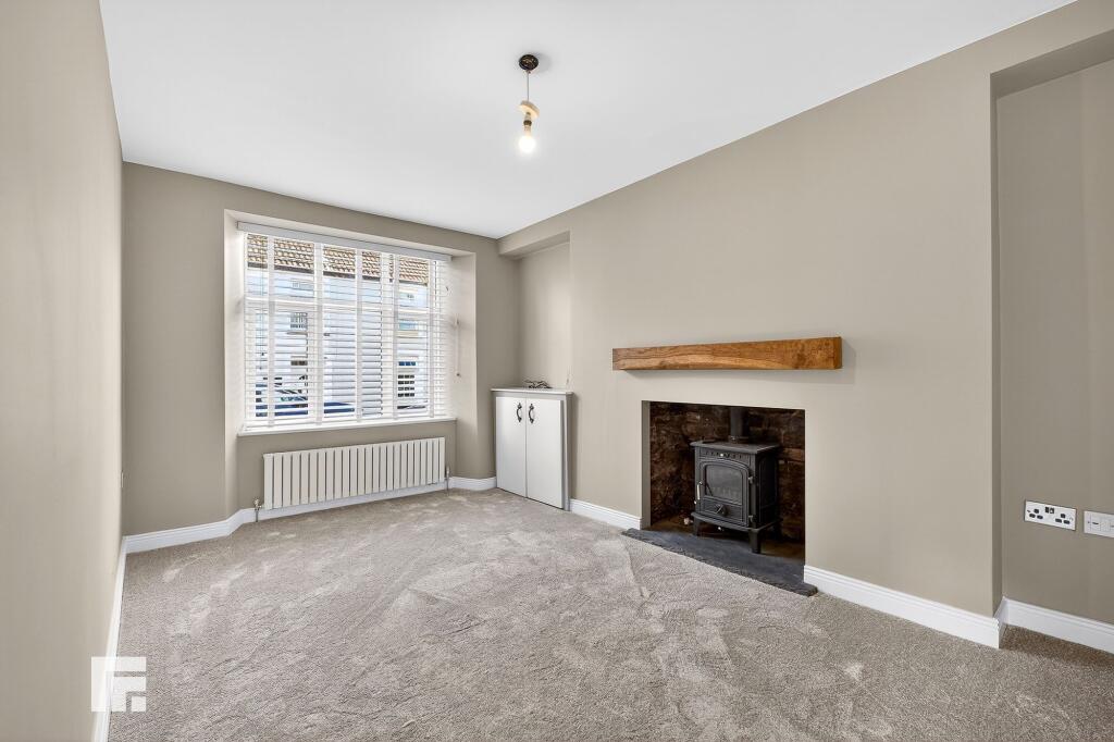 Queen Street, Tongwynlais, CF15 photo 3
