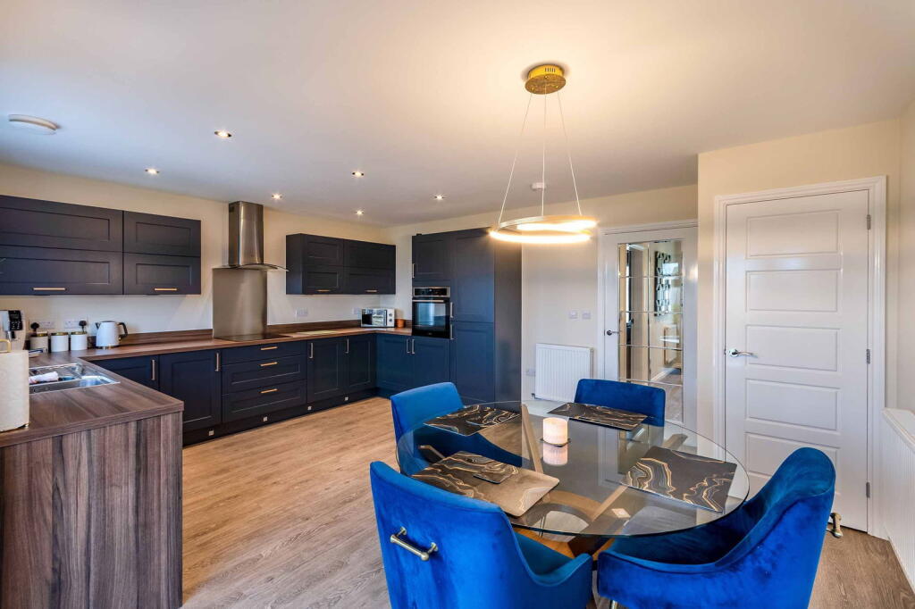 Orpington Way, Bilsthorpe, Newark, NG22 8GN photo 2