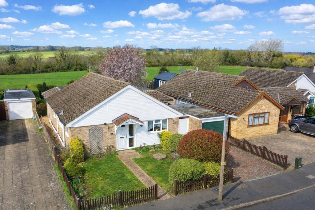 Main image of property: Chiltern Close, Goffs Oak