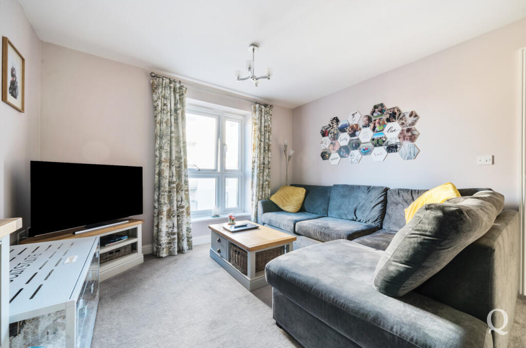Apartment in Swale, Kent - View 2