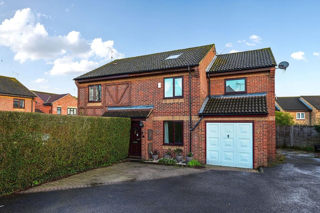 Main image of property: Larchside Close, Spencers Wood, Reading, Berkshire, RG7 1DS