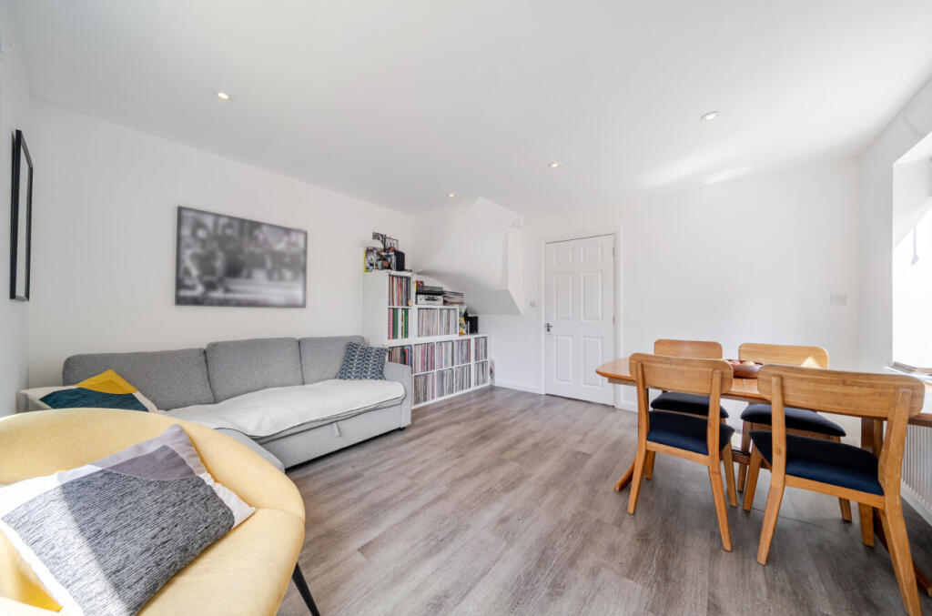 House in London, London Borough of Bromley - View 4