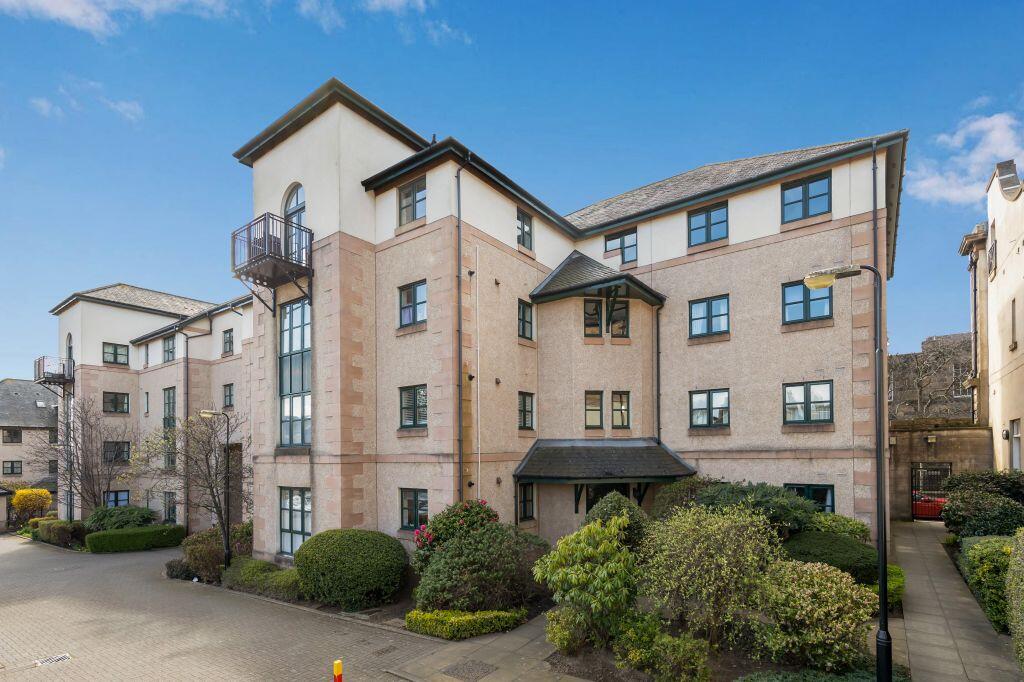 Main image of property: 22/2 South Gray Street, Edinburgh, EH9 1TE