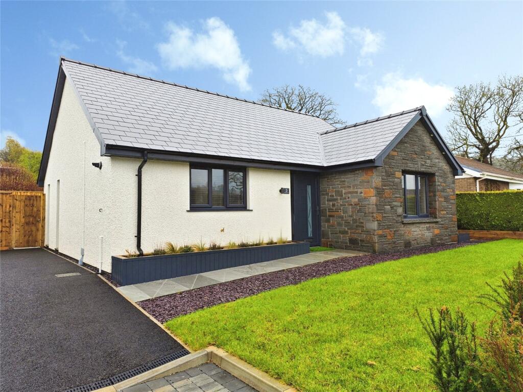 Main image of property: Cwmdulais Cwrt, Seven Sisters, Neath, Neath Port Talbot, SA10