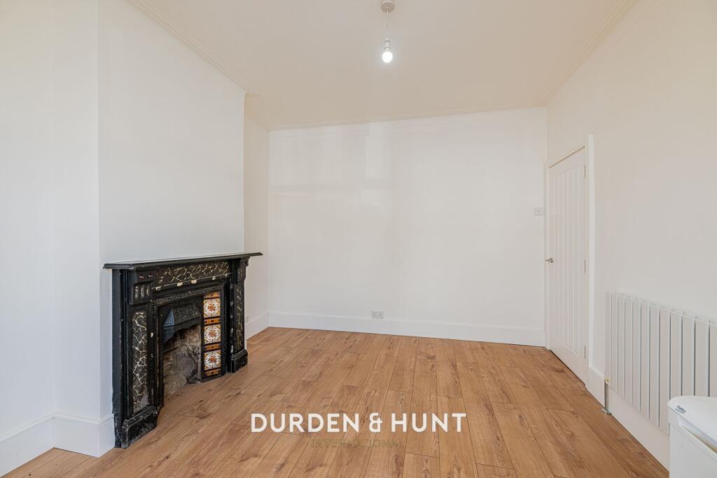 Apartment in London - View 4