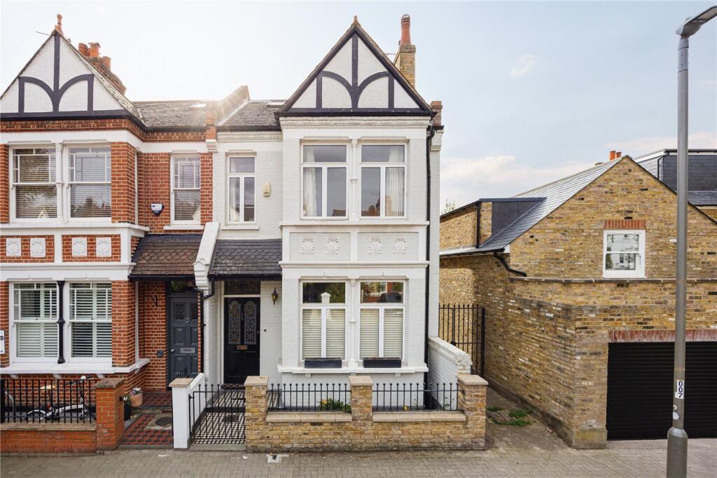 5-bed house on Deodar Road, London, SW15, £1,675,000