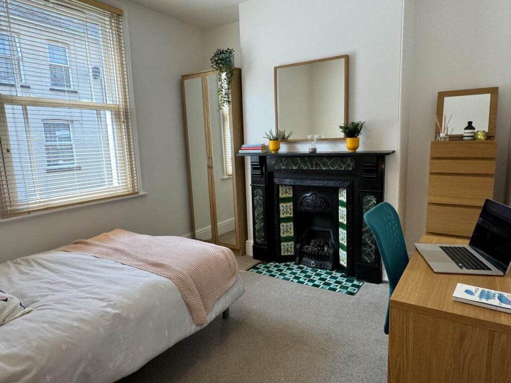House in Exeter, Newtown - View 5
