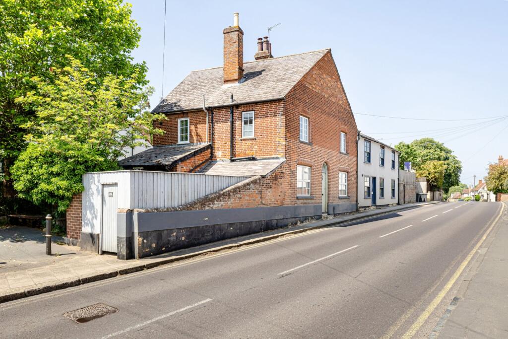 Main image of property: High Street, Newport, Saffron Walden, Essex, CB11