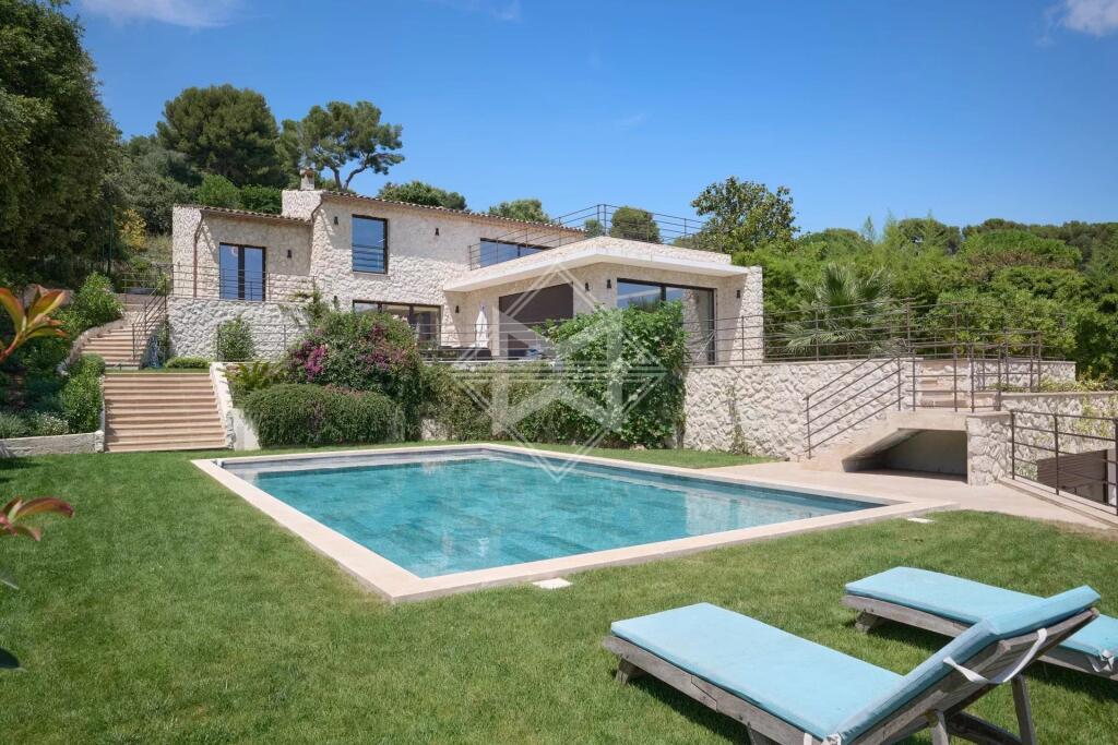 Main image of property: Provence-Alps-Cote d`Azur, Alpes-Maritimes, Saint Paul De Vence