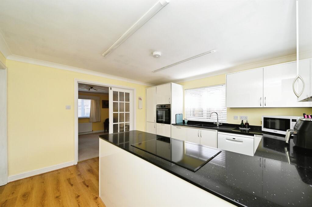Smeeth Road, Marshland St. James, Wisbech photo 4