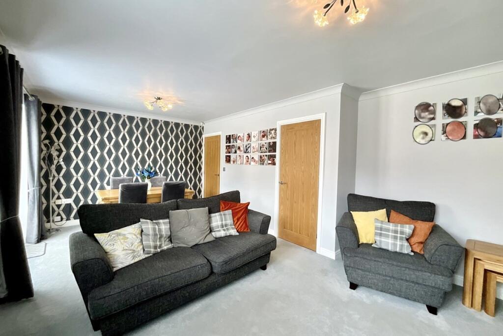 House in Rotherham, Aston cum Aughton - View 4
