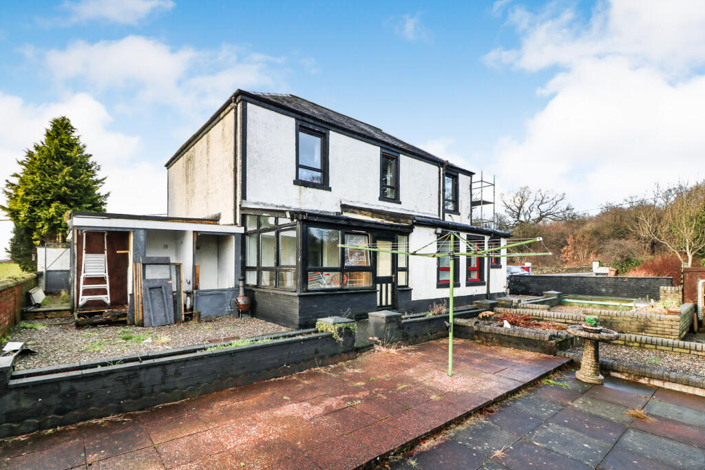 Main image of property: Craigowan Lower Flat, Kilsyth Road, Banknock, FK4 1UF