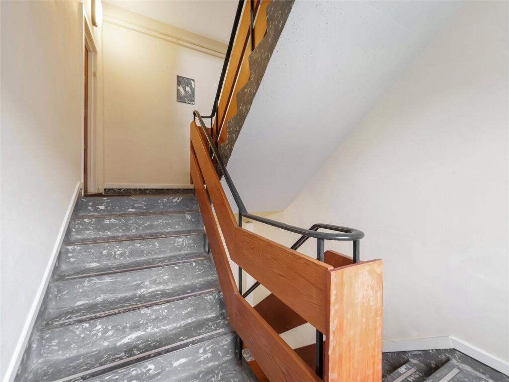 Apartment in Paisley - View 4