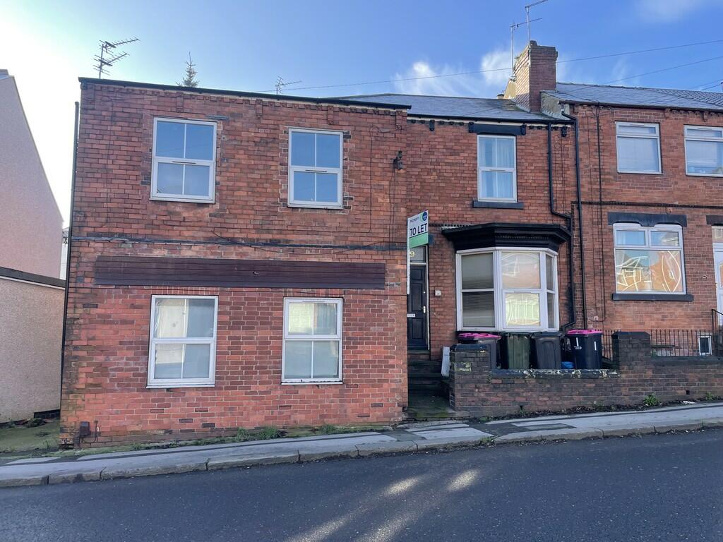 4-bed flat on Station Street, Swinton, £250,000