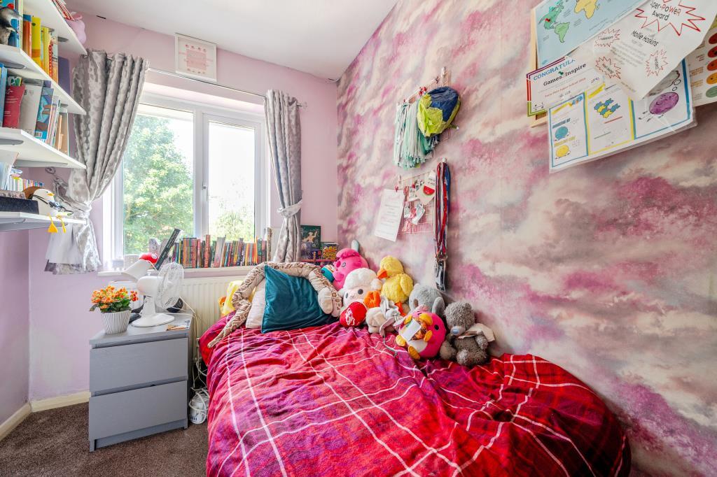 Maidenhead, Berkshire, SL6 photo 3