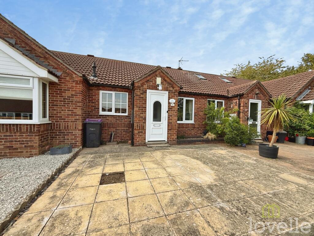 Main image of property: Ravensmoor Close, North Hykeham, LN6