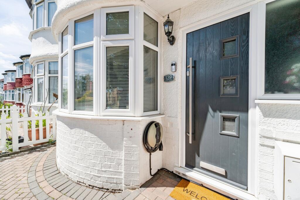 House in Southall - View 4