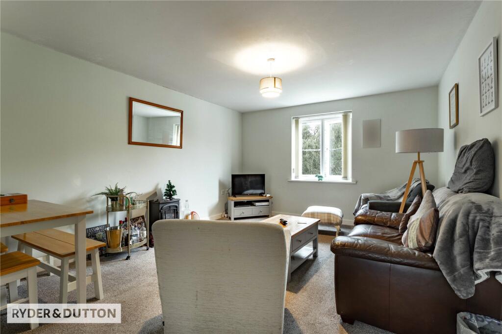 Apartment in Rochdale, Greater Manchester - View 2