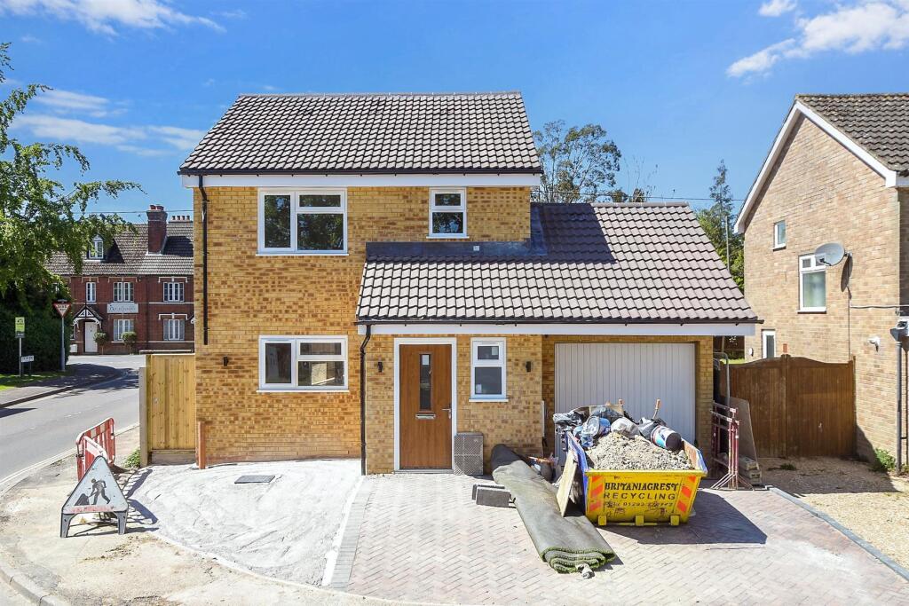 Main image of property: Quarry Way, Southwater, Horsham, West Sussex