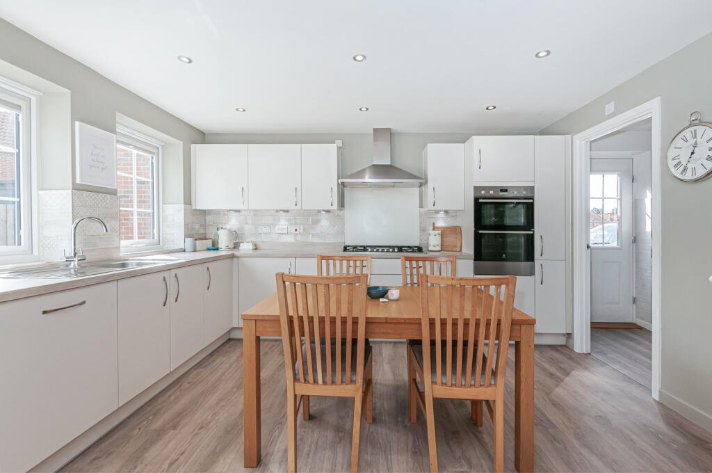 House in Hull - More