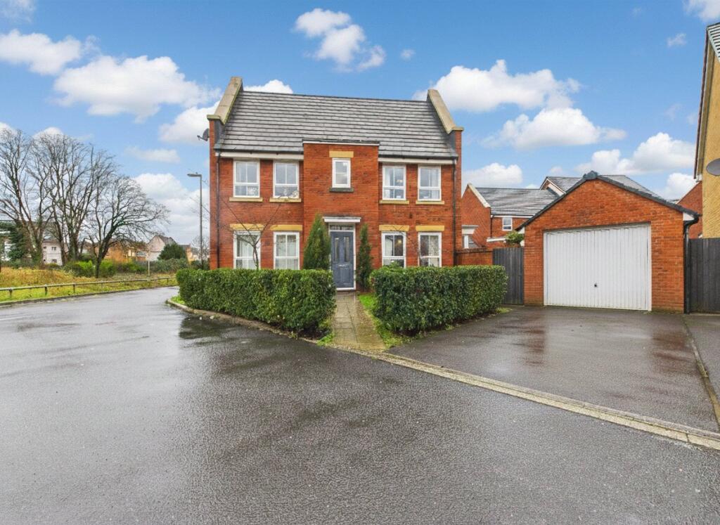 Main image of property: Whitsun Leaze, Patchway, Bristol, South Gloucestershire, BS34