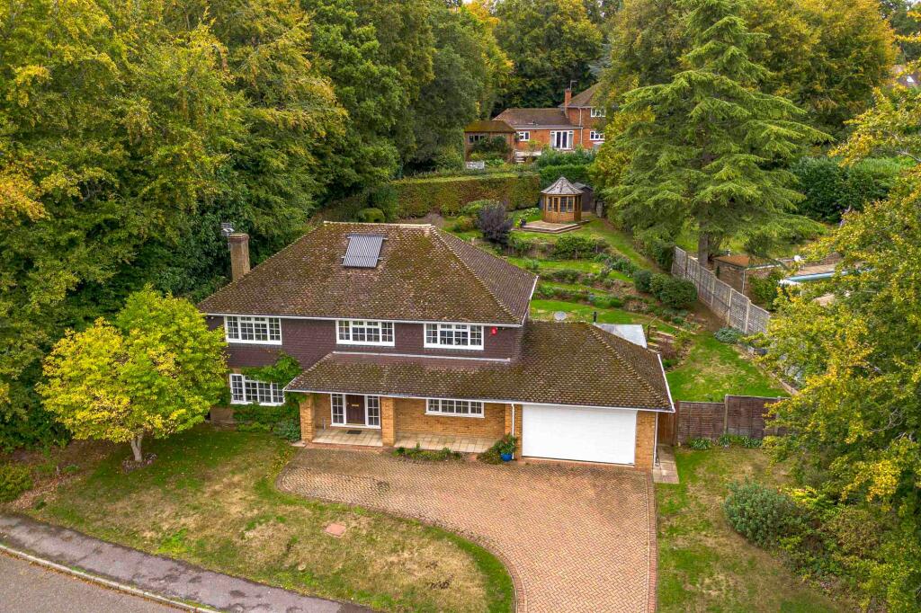 Main image of property: Magnolia Dene, Hazlemere, HP15