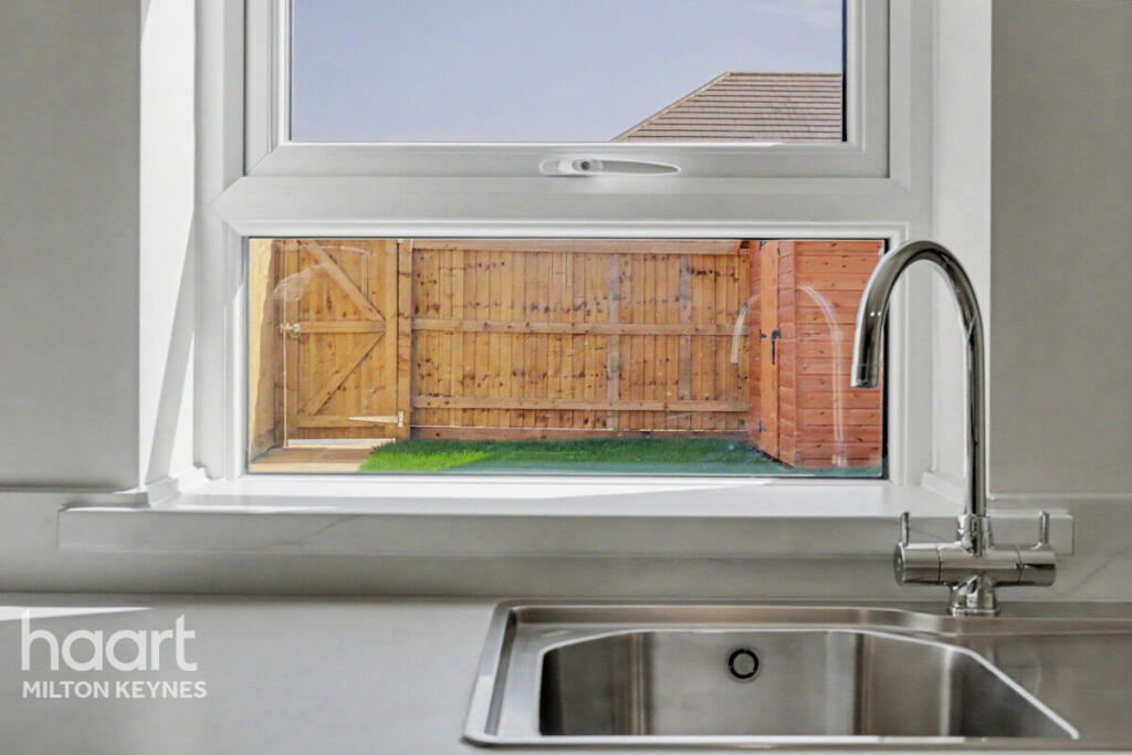 House in Milton Keynes, Bletchley and Fenny Stratford - View 5