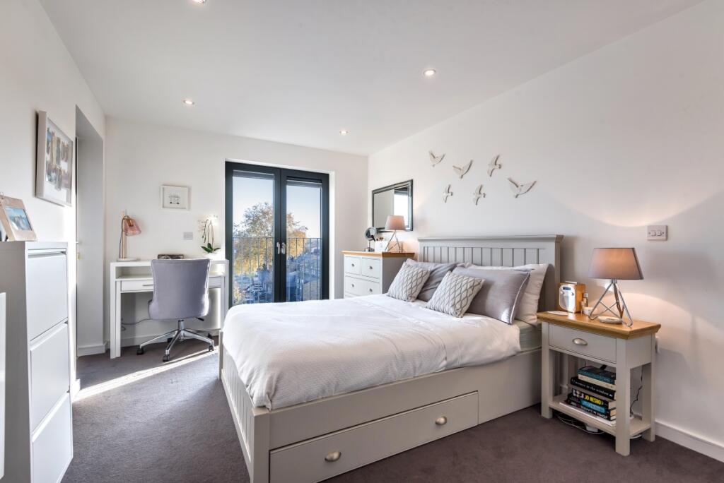 Apartment in London - View 2