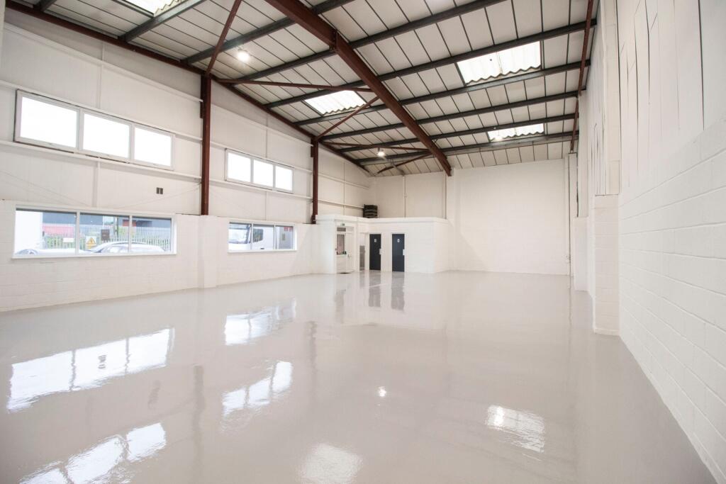 Unit 11 Barratt Way (4)