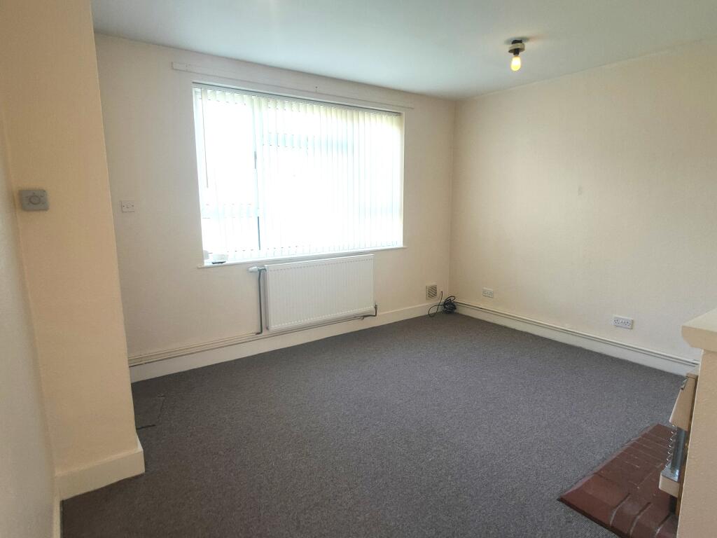 House in Ipswich - View 2