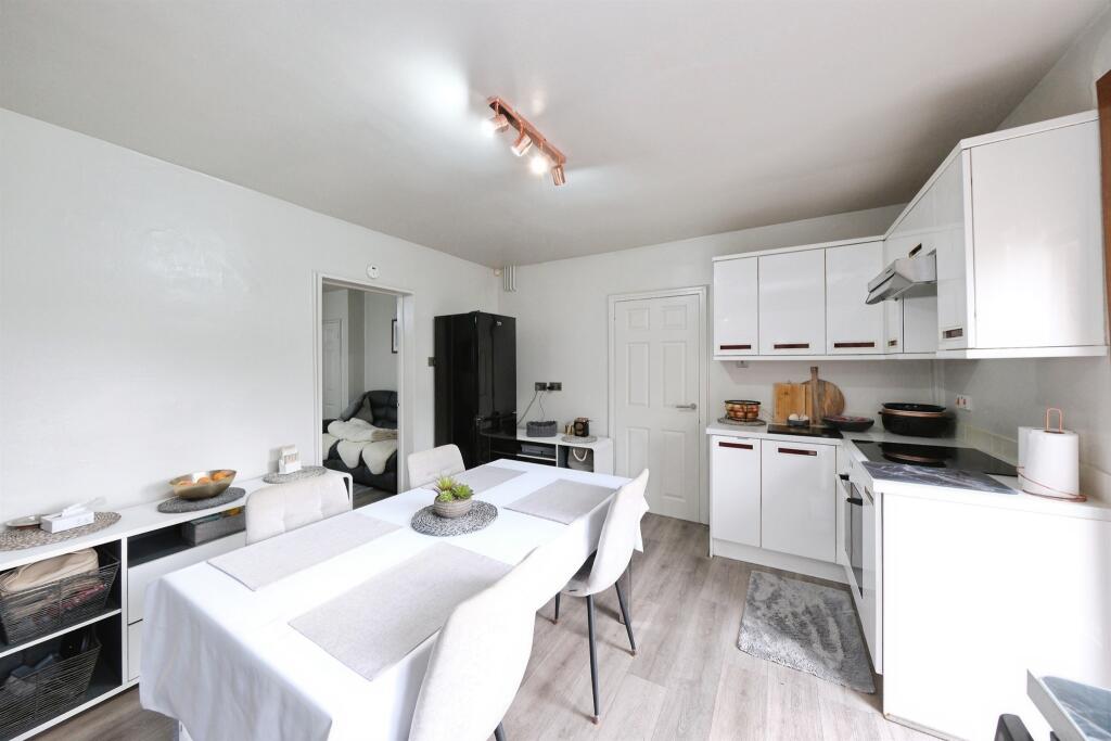 House in Sheffield - View 4