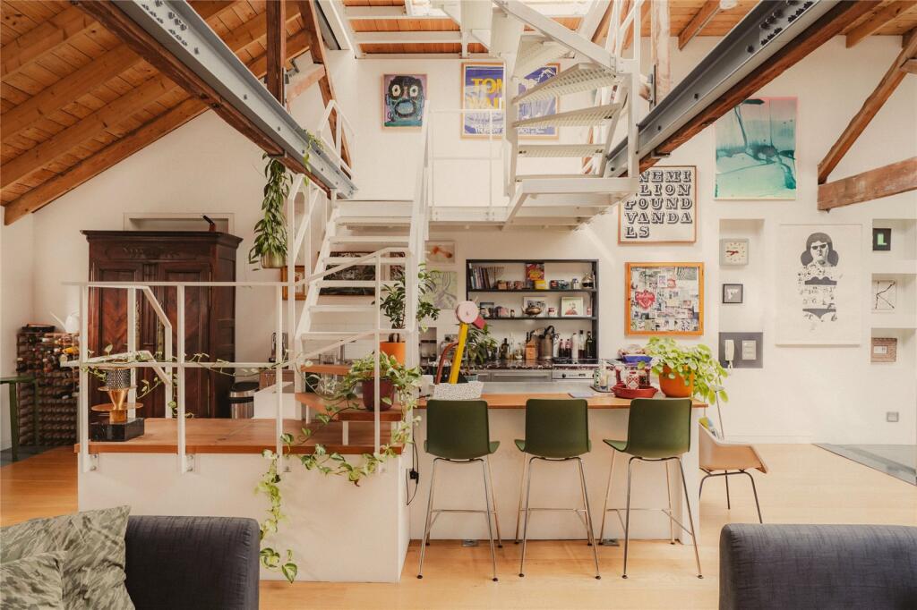 Main image of property: Hewer Street, North Kensington, London, W10