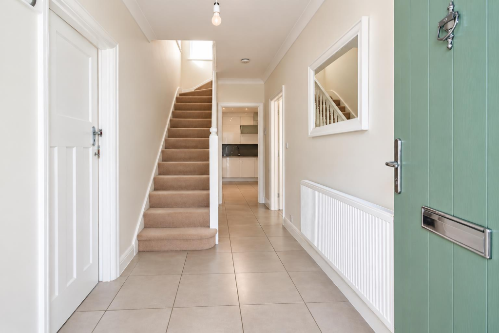 House in London, Carshalton Beeches - View 5