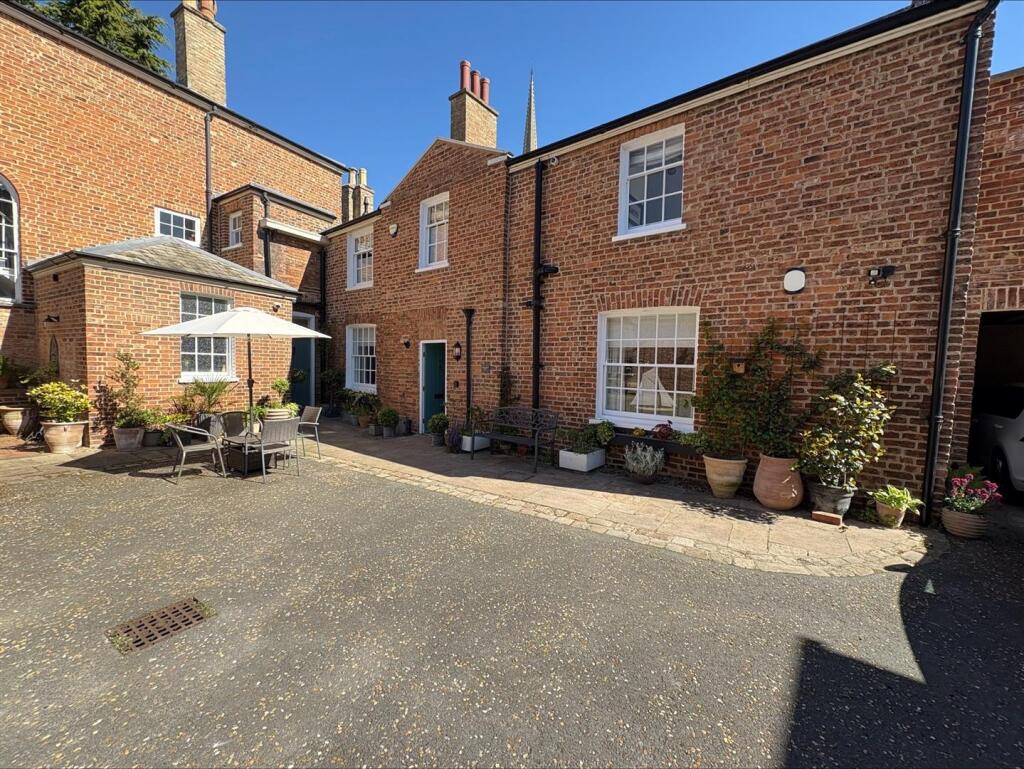 Main image of property: Schoolhouse Lane, Louth